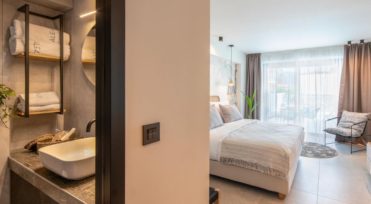 Alea Suites -Adults Only And Kids 14 Plus Asprovalta Exterior foto